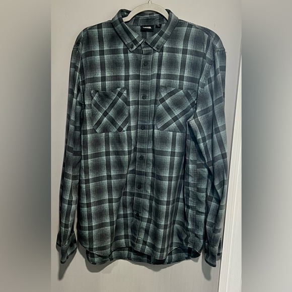 Vans Other - Vans Men’s Flannel Button Down Gray and Blue Size Large